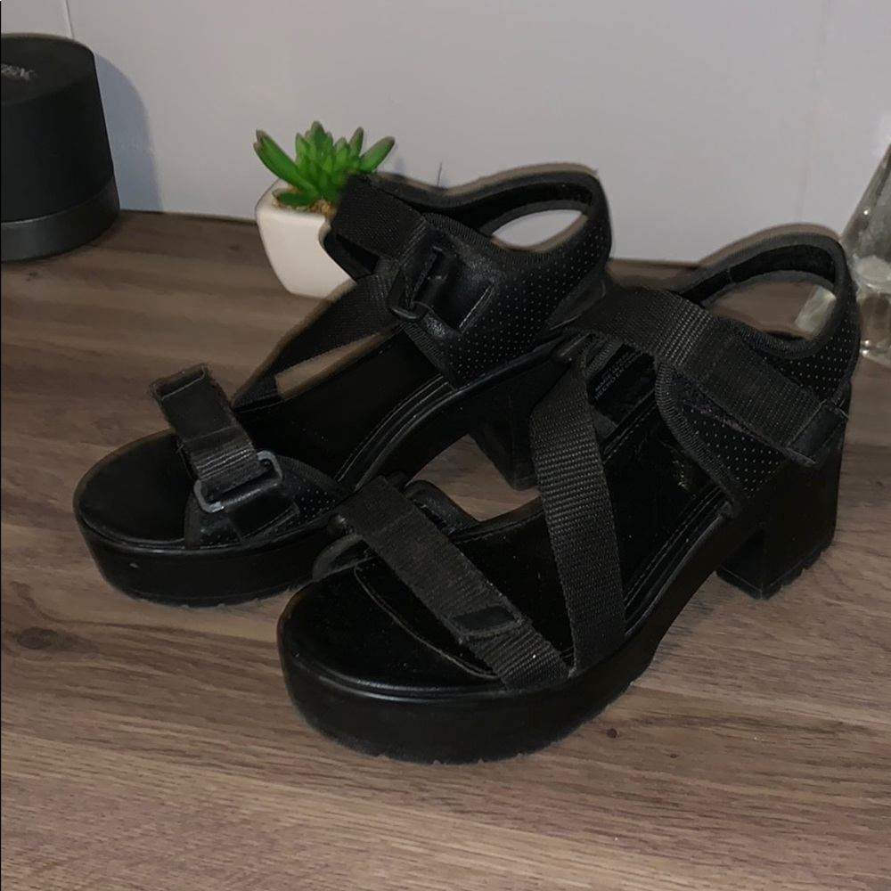 Forever 21 black Velcro strap sandals